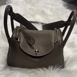 Elegant Brown Leather Handbag